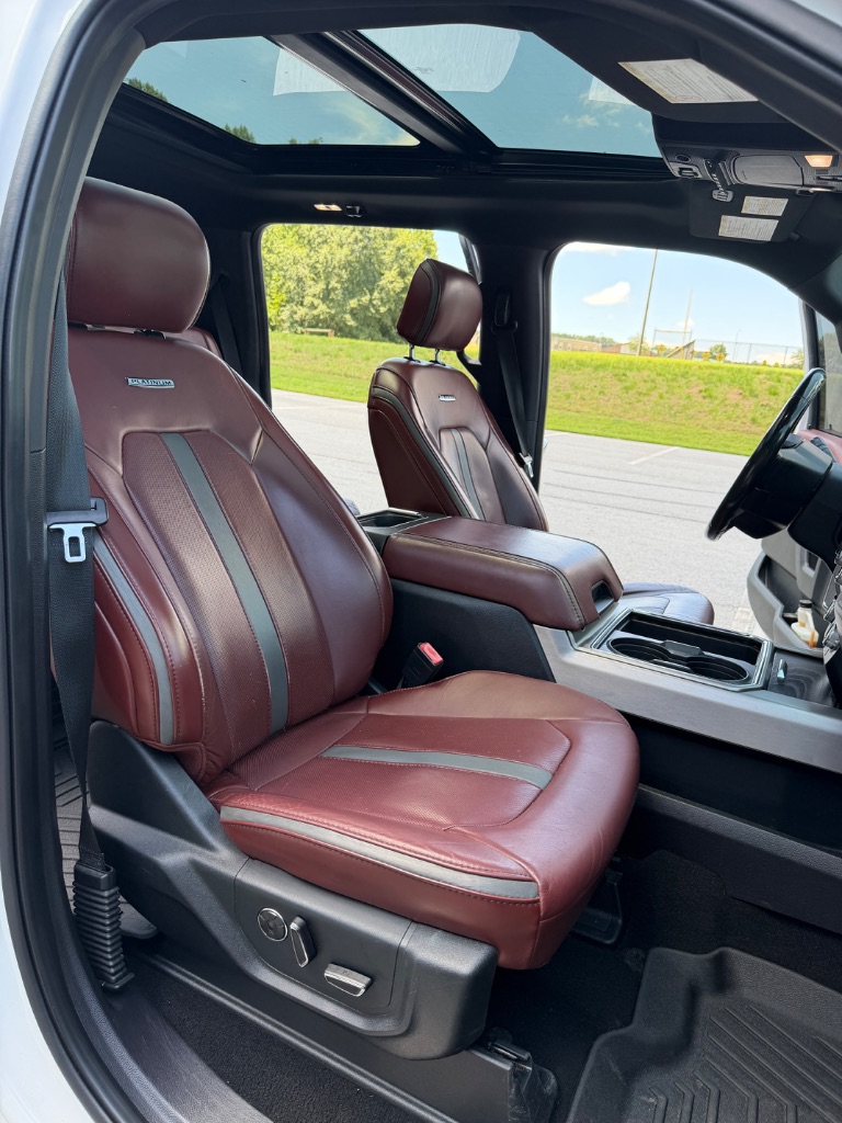 2019 Ford F-350 Super Duty Platinum - Photo 13