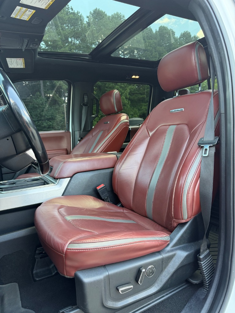 2019 Ford F-350 Super Duty Platinum - Photo 10