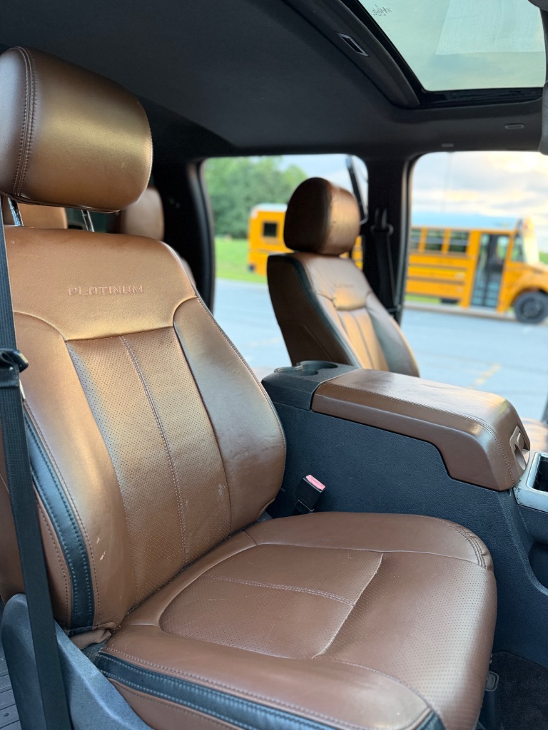 2016 Ford F-250 Super Duty Lariat - Photo 16